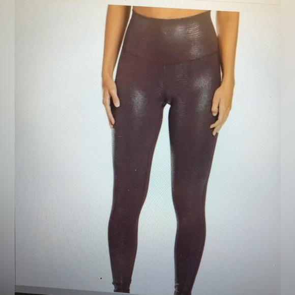 DYI YOGA LEGGING NWTin size large - Picture 1 of 6